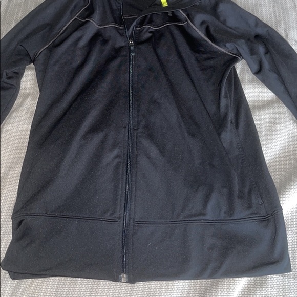 Under Armor Track Jacket Zip Up - Picture 2 of 3
